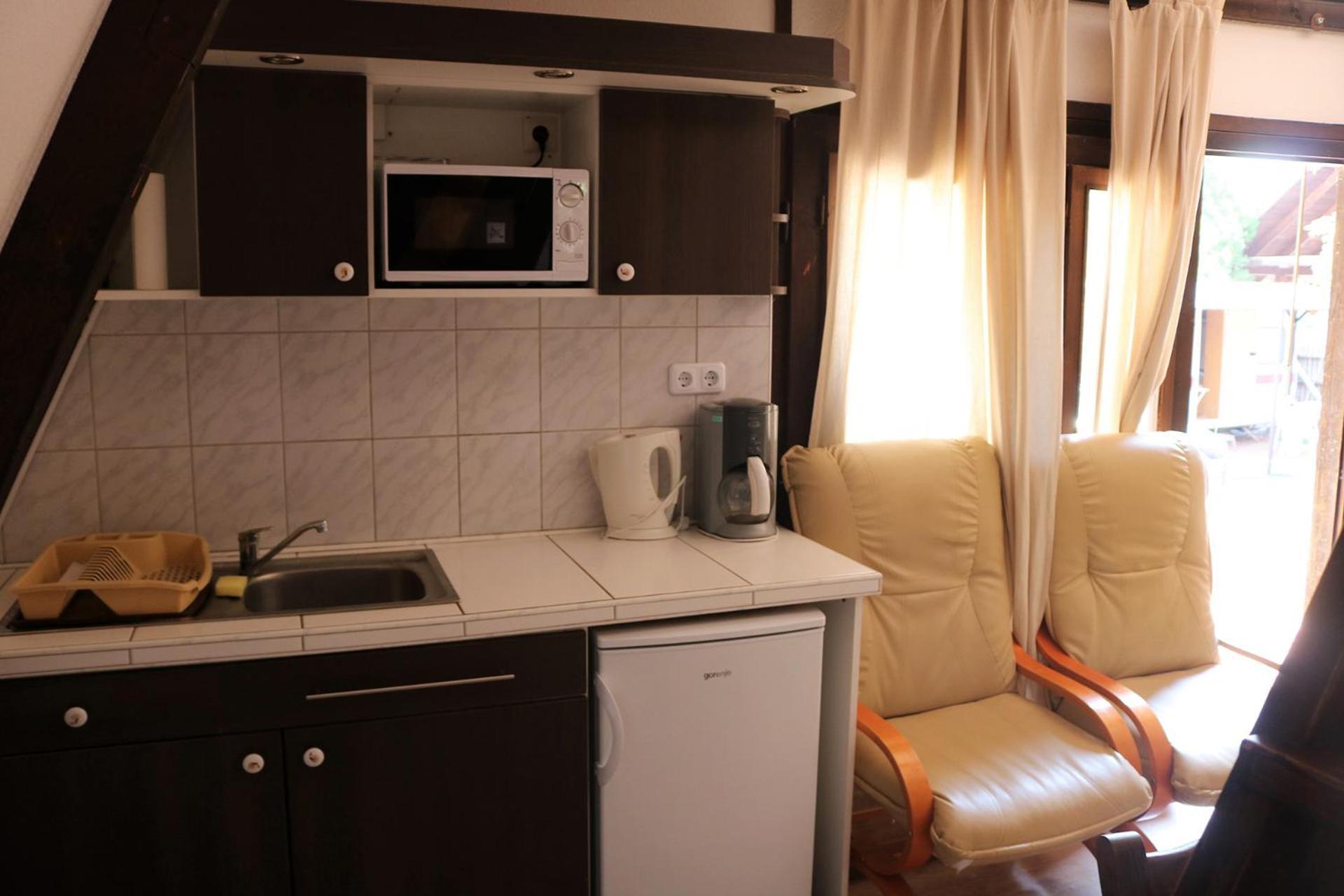 Mandel Fahazak Hotel Paloznak Room photo